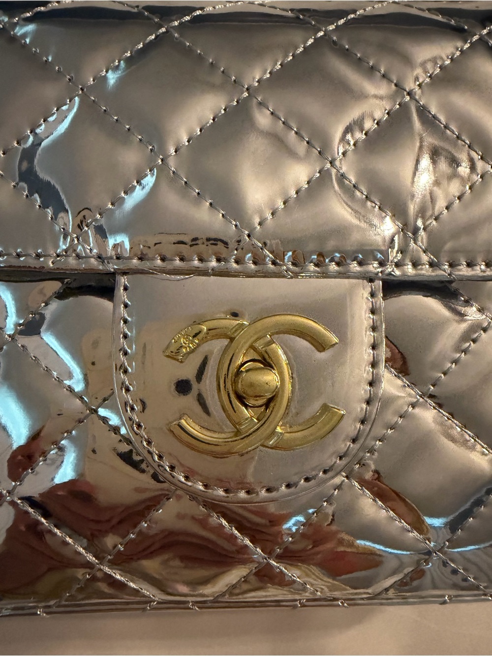 Silver Quilted Chain Shoulder Bag with Star Pouch - Picture 5 of 6